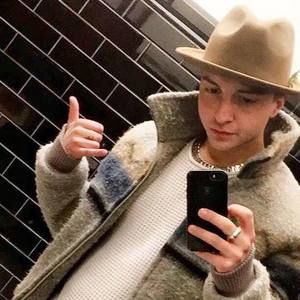 Meet your Posher, Mark